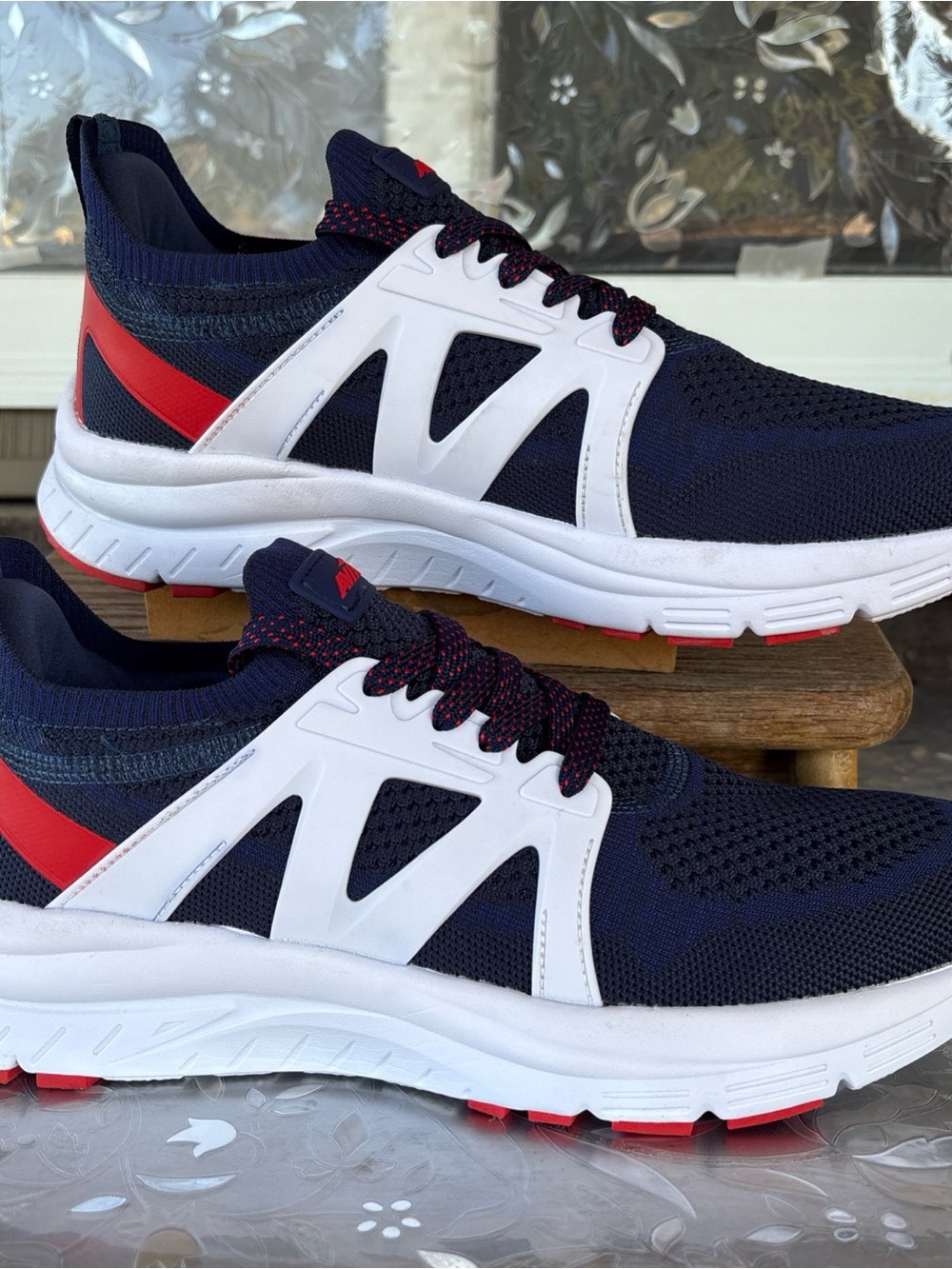 Avia Navy White Red Men's Athletic Running Sneakers Sz 11